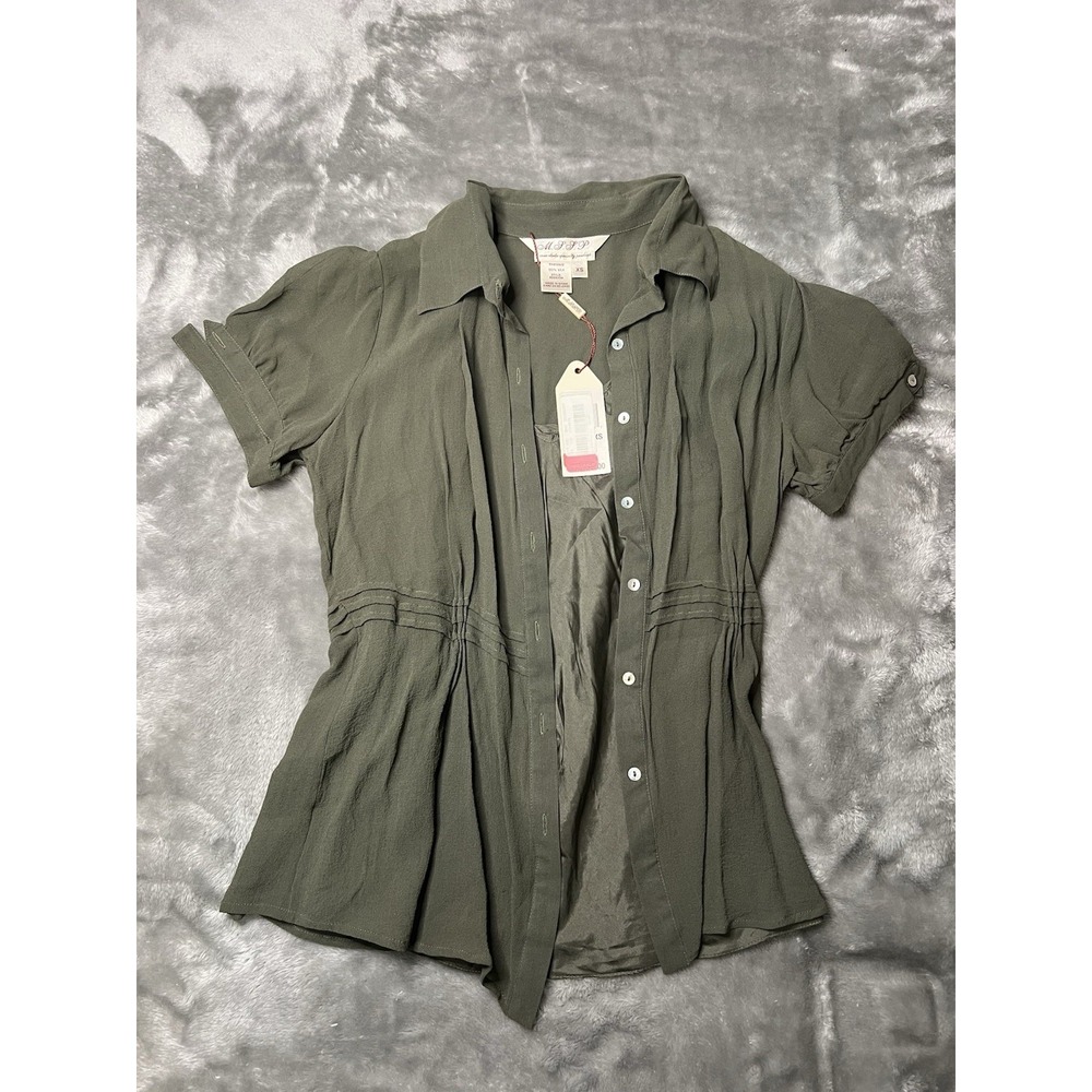 M.S.S.P. Women's Silk Woven Button-Up Collared Short Sleeve Top W/Matching Tank